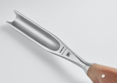 Black marking on medical devices